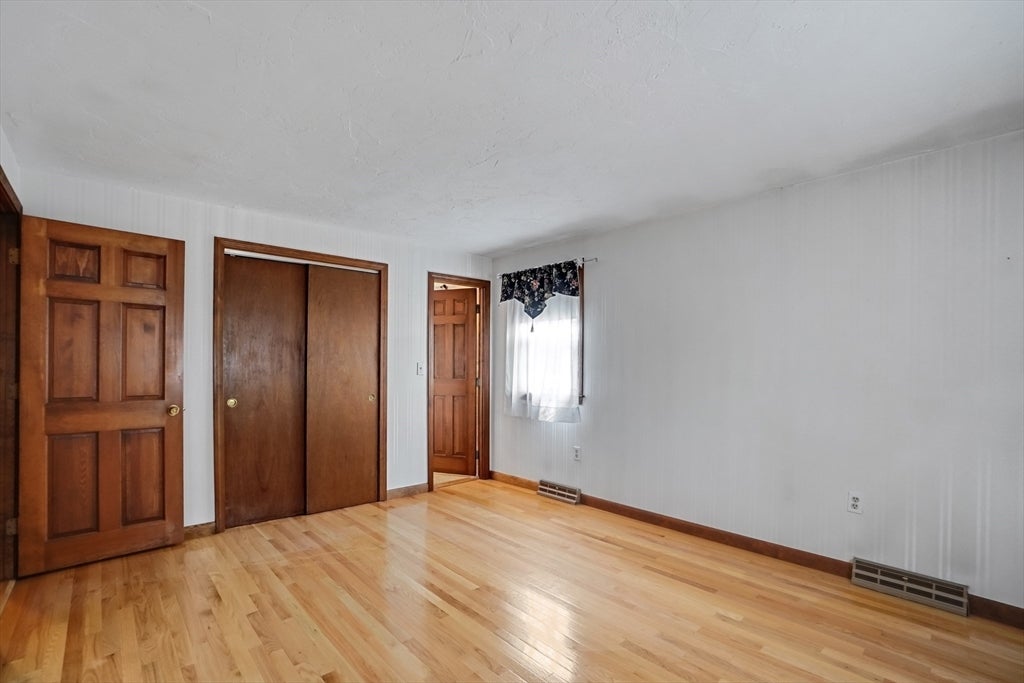 25 Jionzo Rd, Milford, MA, 25 Jionzo Rd, Milford, MA Photo #15