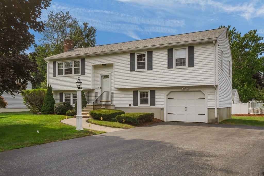 Photo of 25 Jionzo Rd, Milford, MA