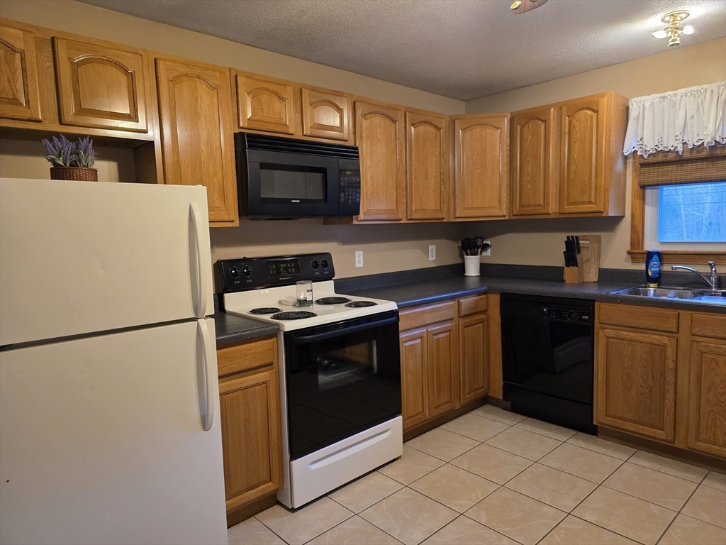 93 Center Depot Rd 55