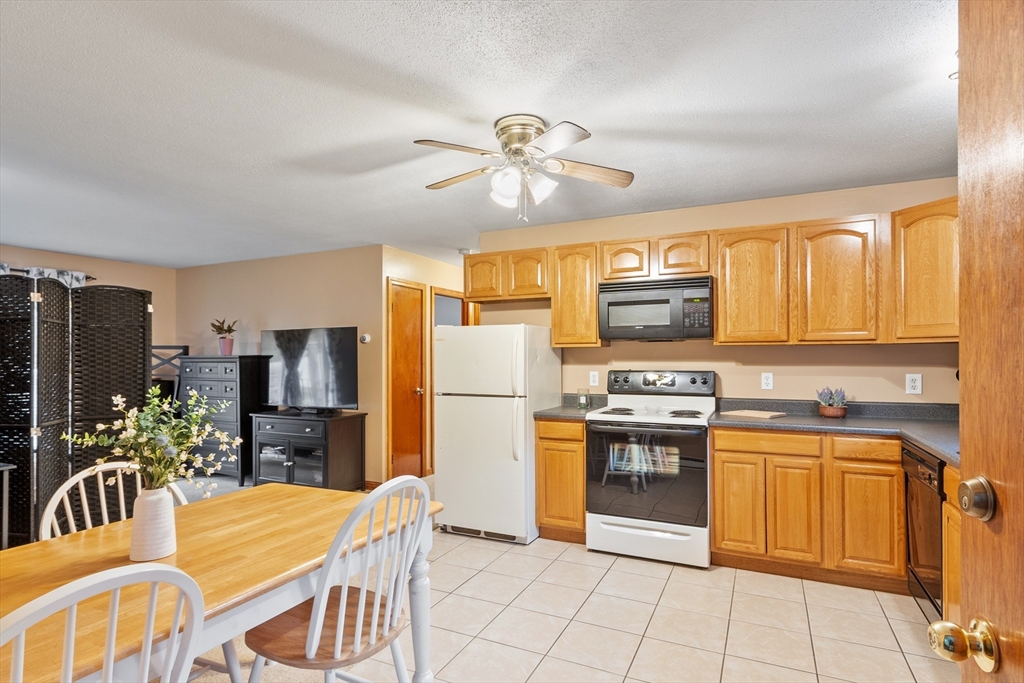 93 Center Depot Rd 55