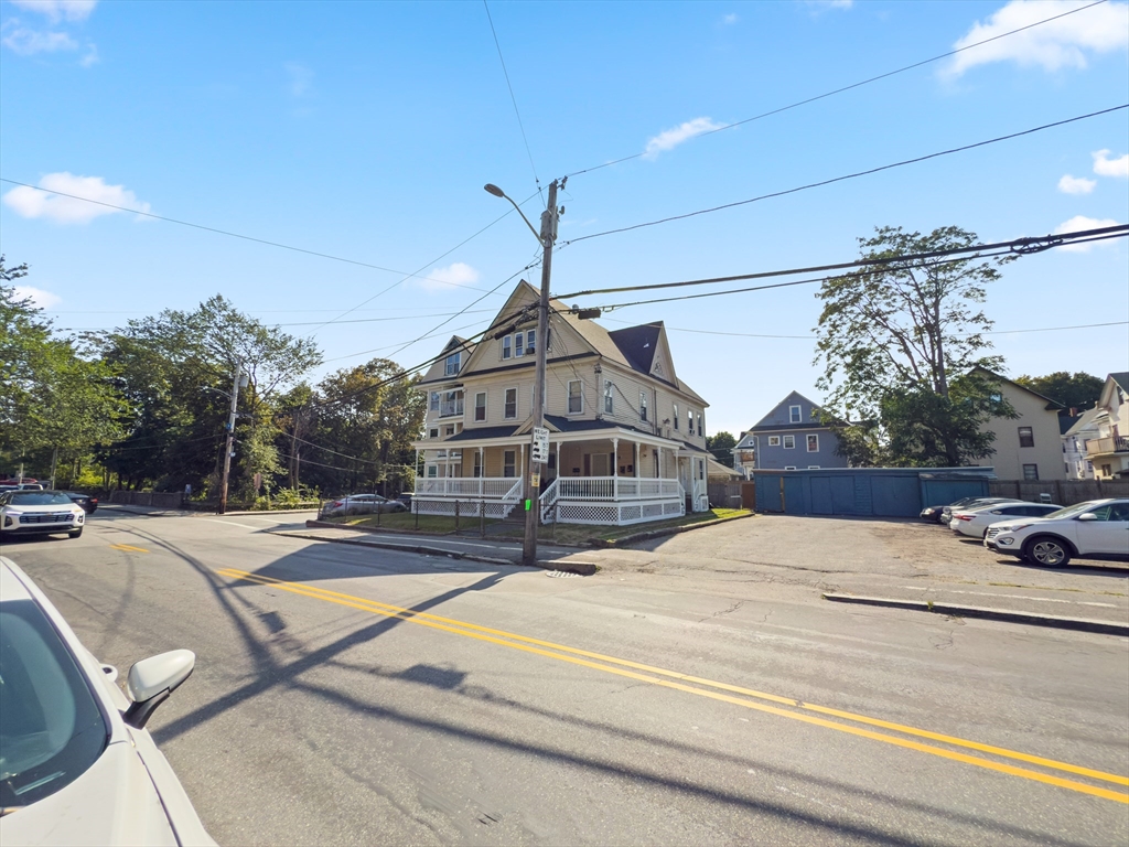 144 Jackson St