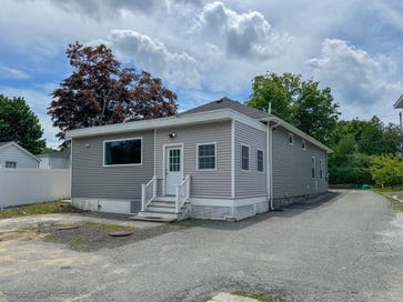175 Wilbur Ave Swansea MA 02777