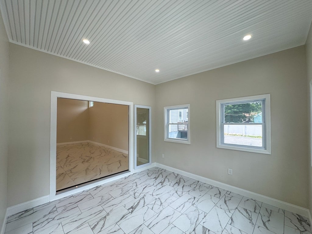 175 Wilbur Ave