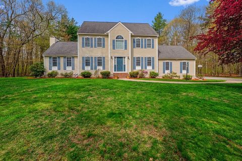 10 Gates Farm Circle Haverhill MA 01832