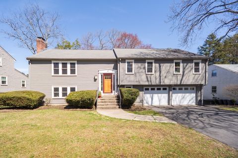 37 Rivard Rd Needham MA 02492