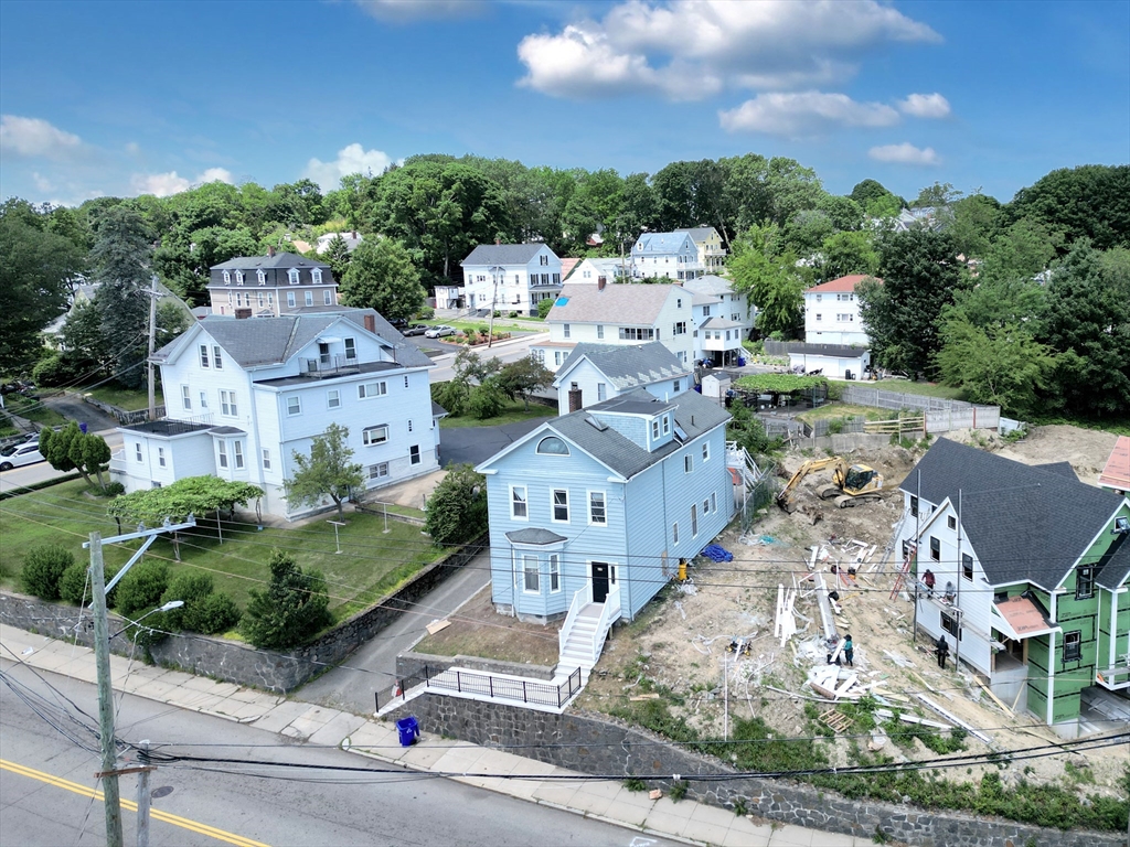 419 Poplar Street