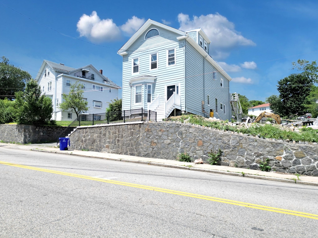 419 Poplar Street