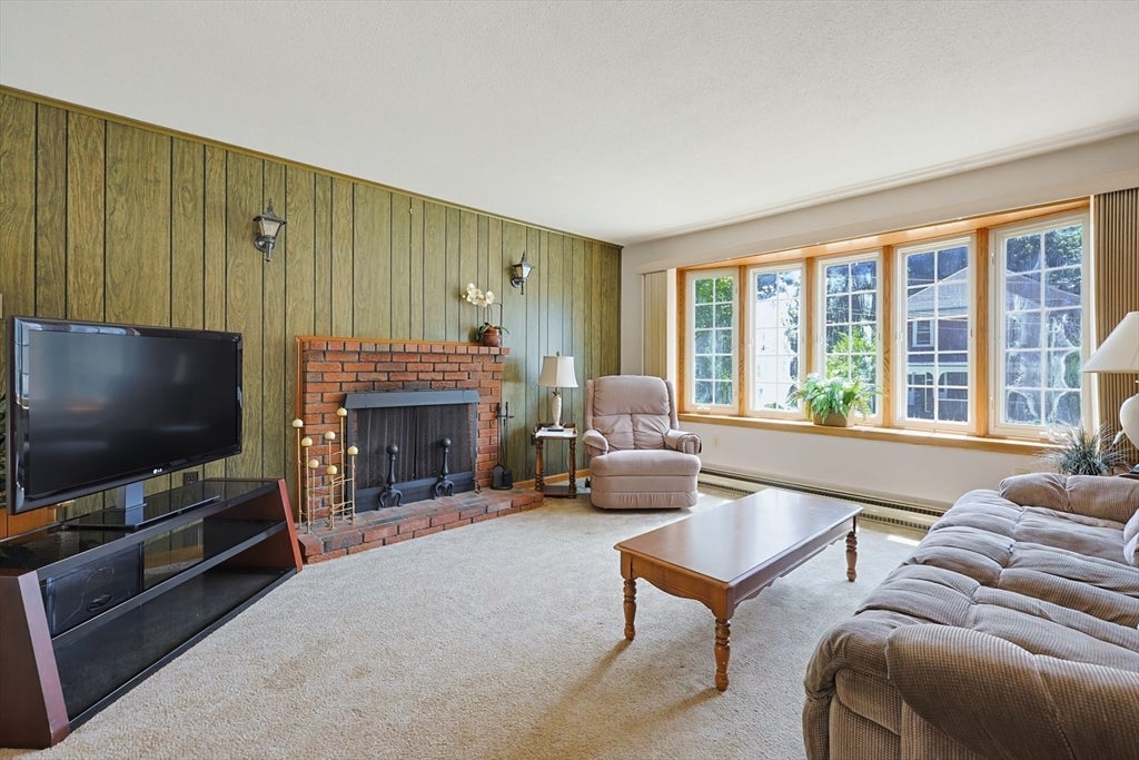 48 Jackson St, North Attleboro, MA, 48 Jackson St, North Attleboro, MA Photo #3