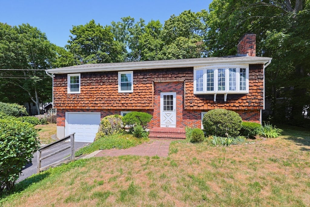 Photo of 48 Jackson St, North Attleboro, MA