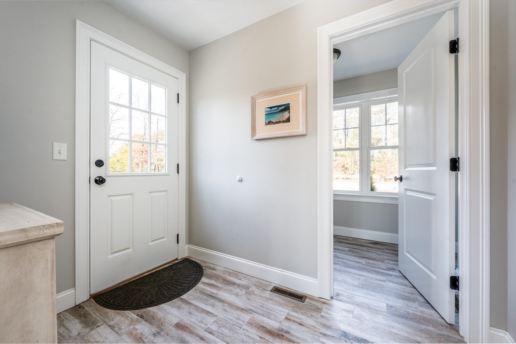 137 Falmouth Sandwich Rd, Mashpee, MA Photo #18