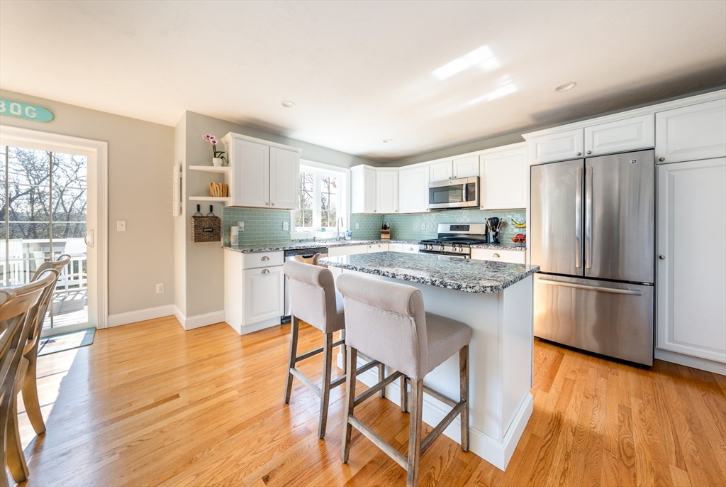 137 Falmouth Sandwich Rd, Mashpee, MA Photo #7