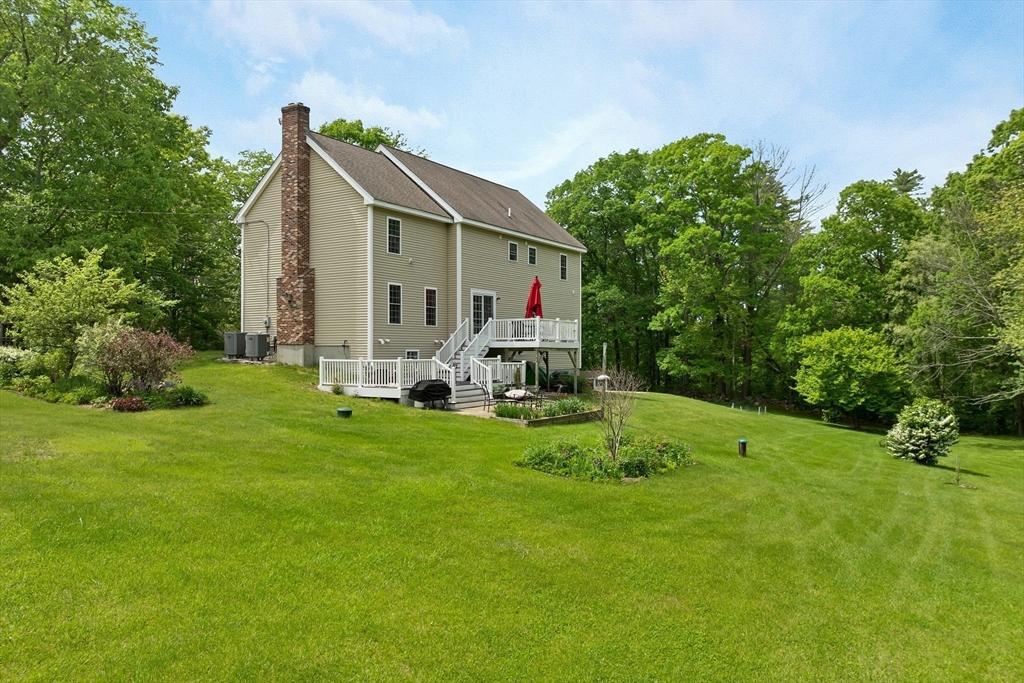 537 Pingree Hill