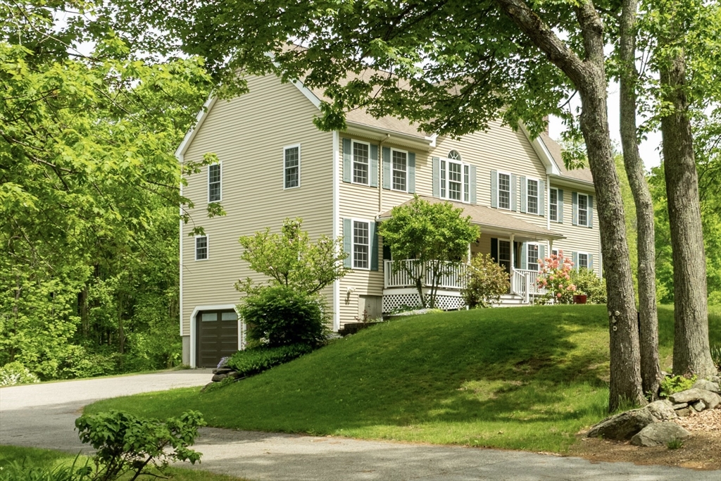 537 Pingree Hill