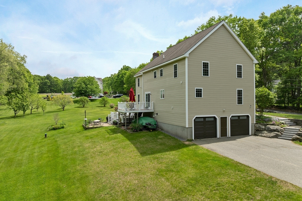 537 Pingree Hill