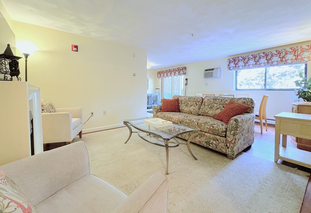 19 Fuller Rd 1