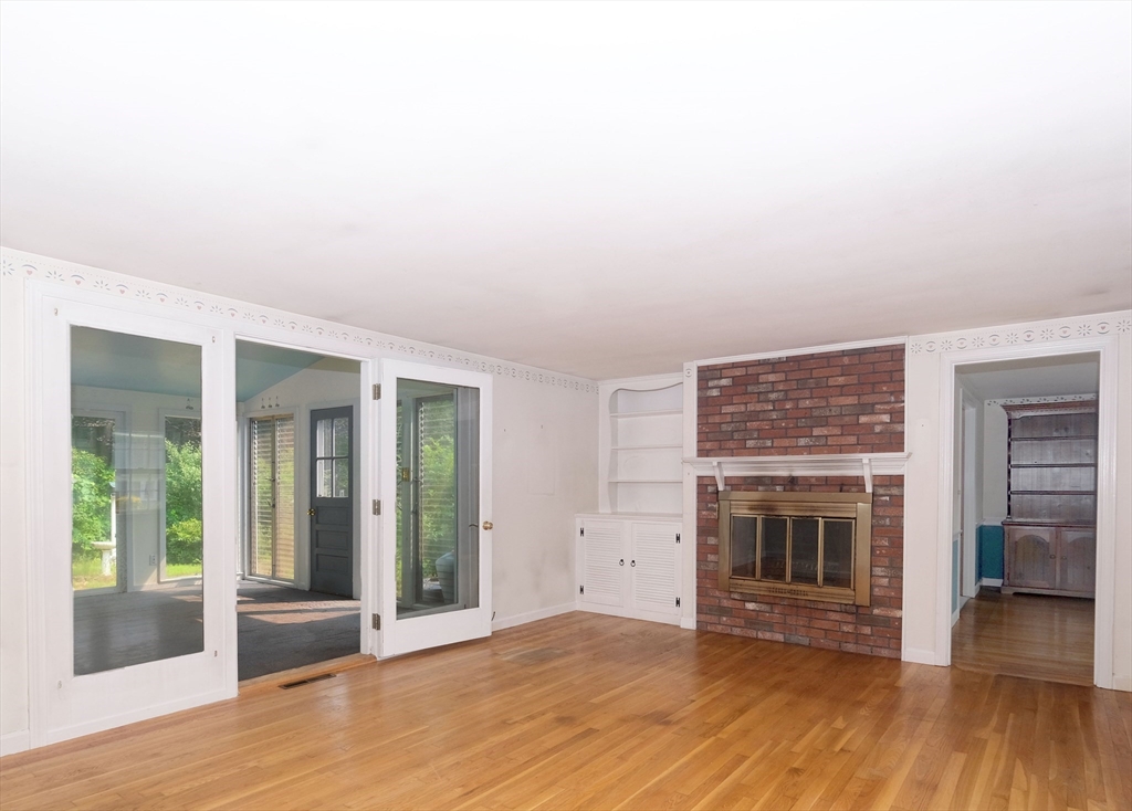 126 Captain Small Rd