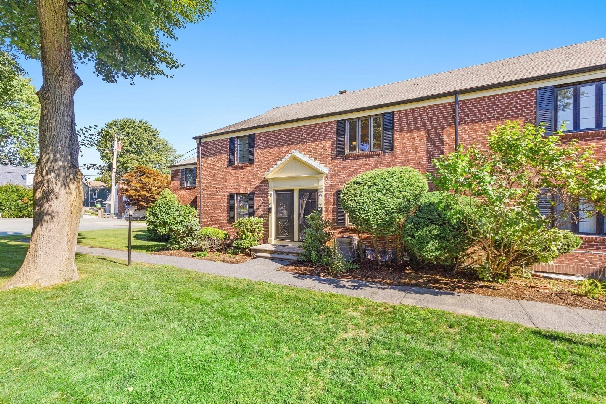 98 Duff Street #98, Watertown, MA Photo #4