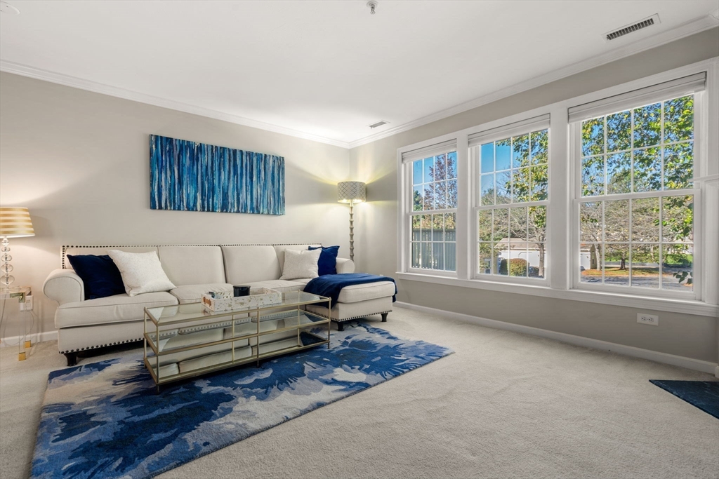 1 Riverview Blvd 2-203