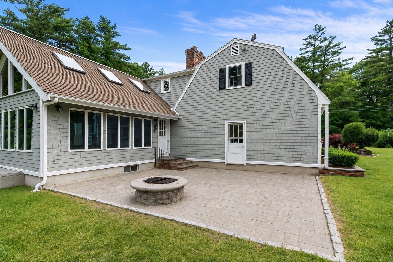 468 Delano Rd