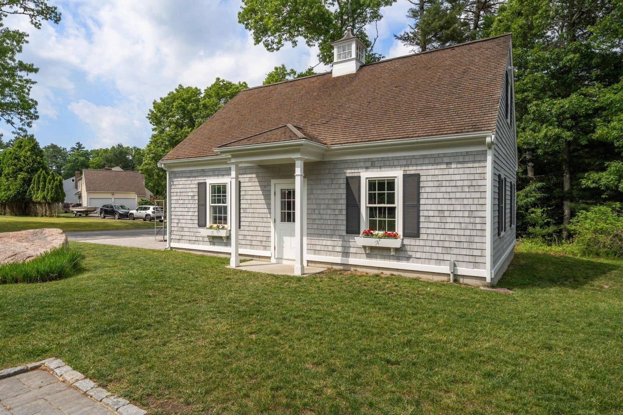 468 Delano Rd