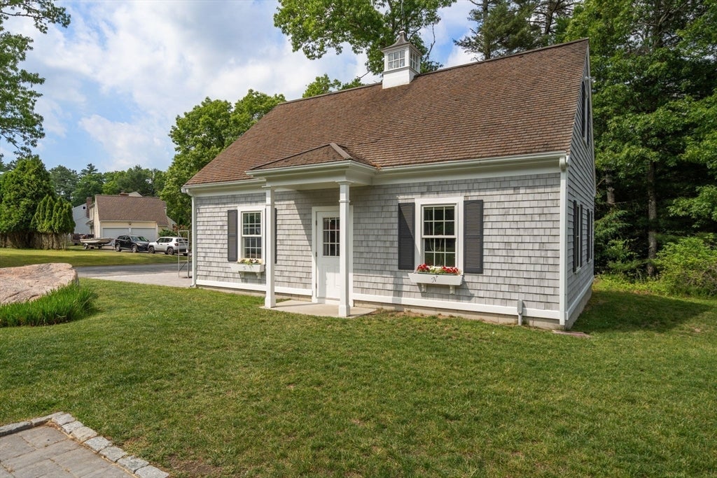 468 Delano Rd