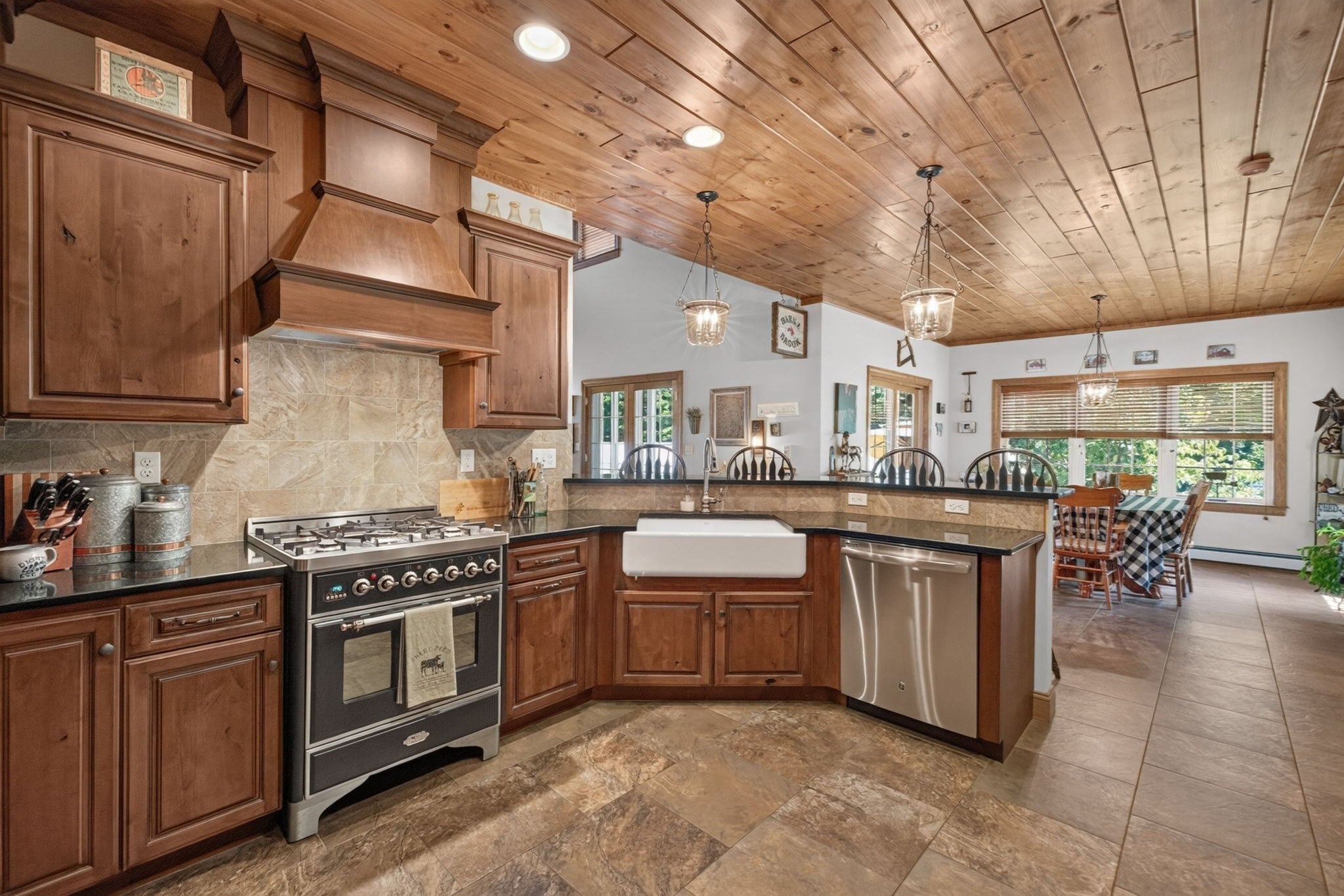 1253 Smith Street, Dighton, MA, 1253 Smith Street, Dighton, MA Photo #22
