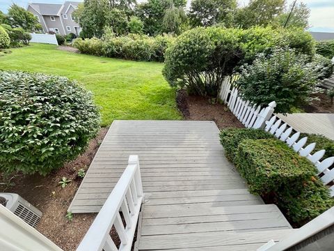 10 Sloop Ln 0 Quincy MA 02171