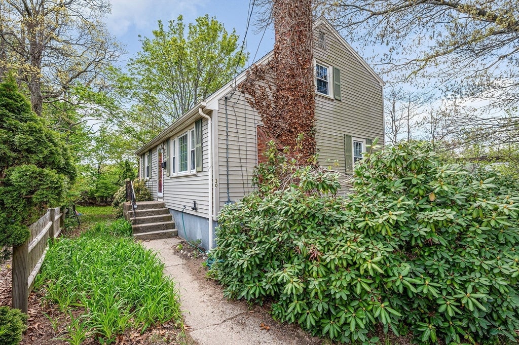 30 Whitcomb Terrace, Weymouth, MA Photo #3
