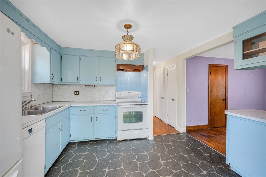 30 Whitcomb Terrace, Weymouth, MA Photo #7