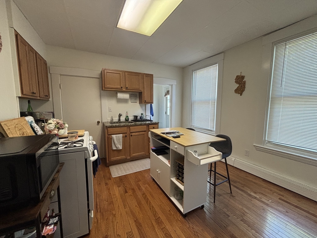 71 W Wyoming Ave 1