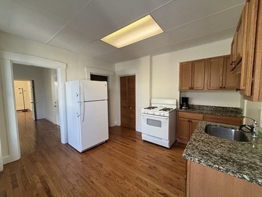 71 W Wyoming Ave 1