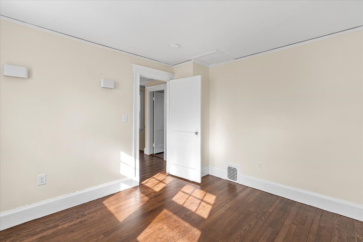 18 Fales Road, Dedham, MA Photo #28