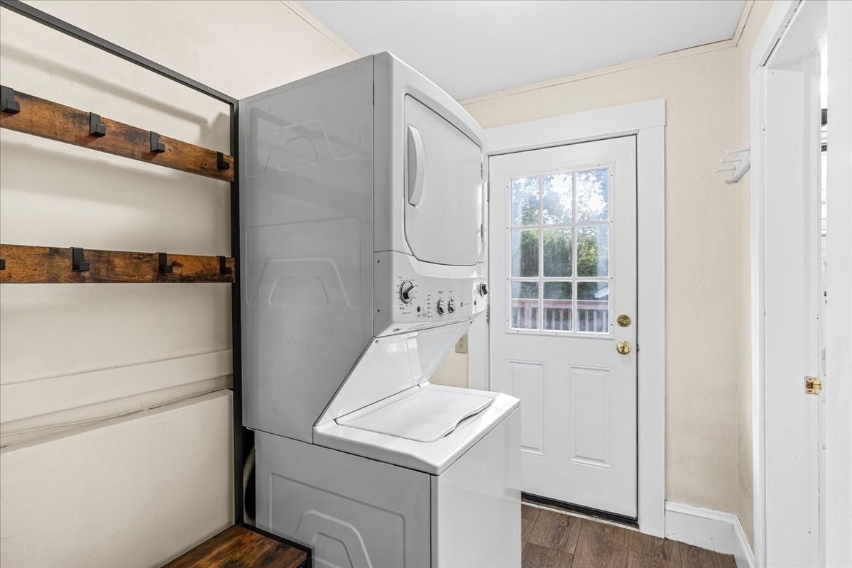 18 Fales Road, Dedham, MA Photo #20