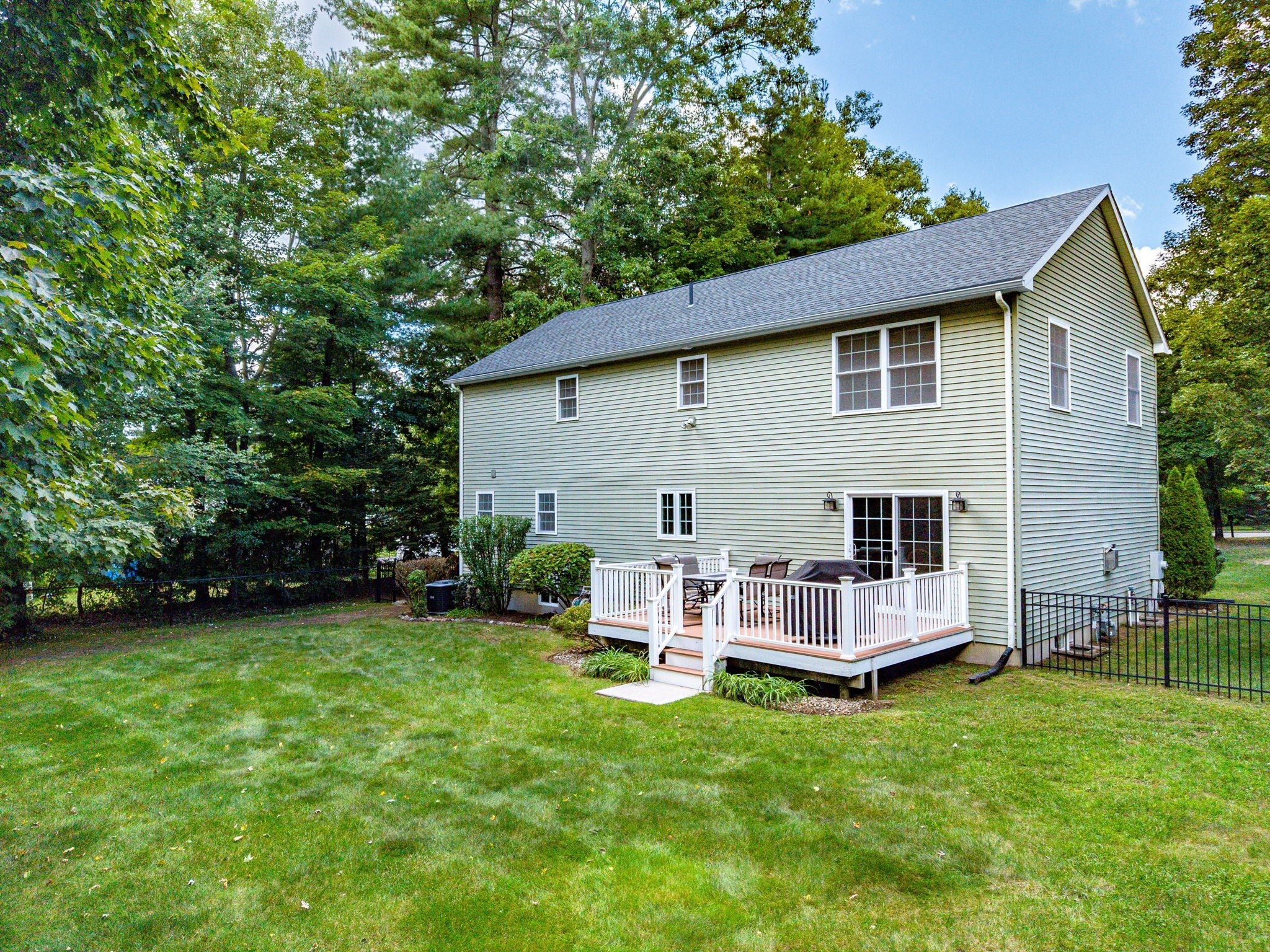 437 Porter Rd, East Longmeadow, MA, 437 Porter Rd, East Longmeadow, MA Photo #36
