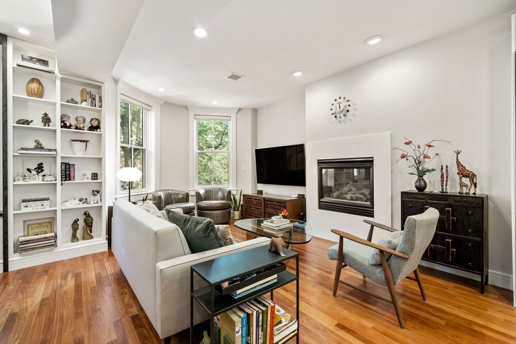 20 Dwight St 2