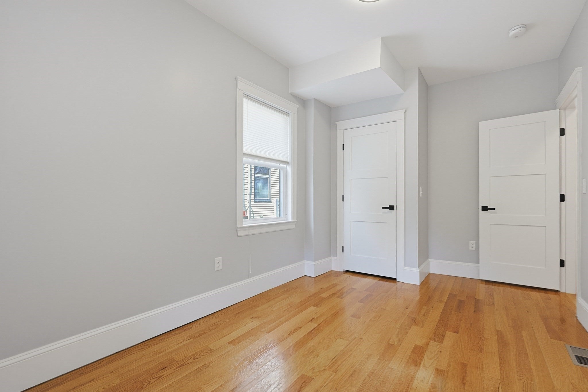 54 Bloomfield St #1, Boston, MA Photo #19