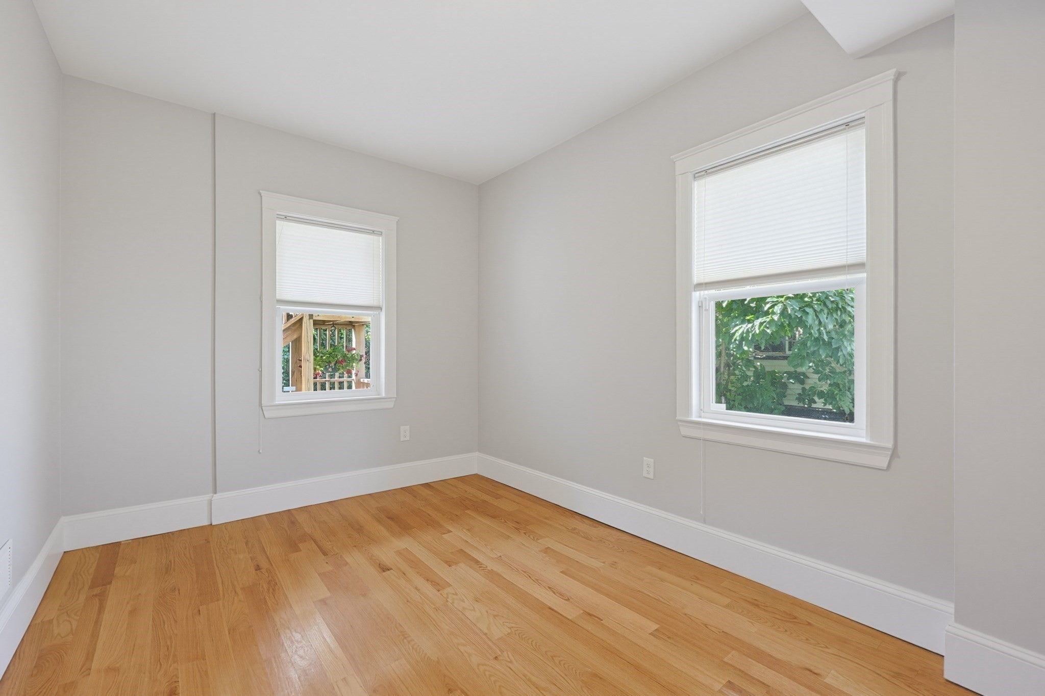 54 Bloomfield St #1, Boston, MA Photo #17