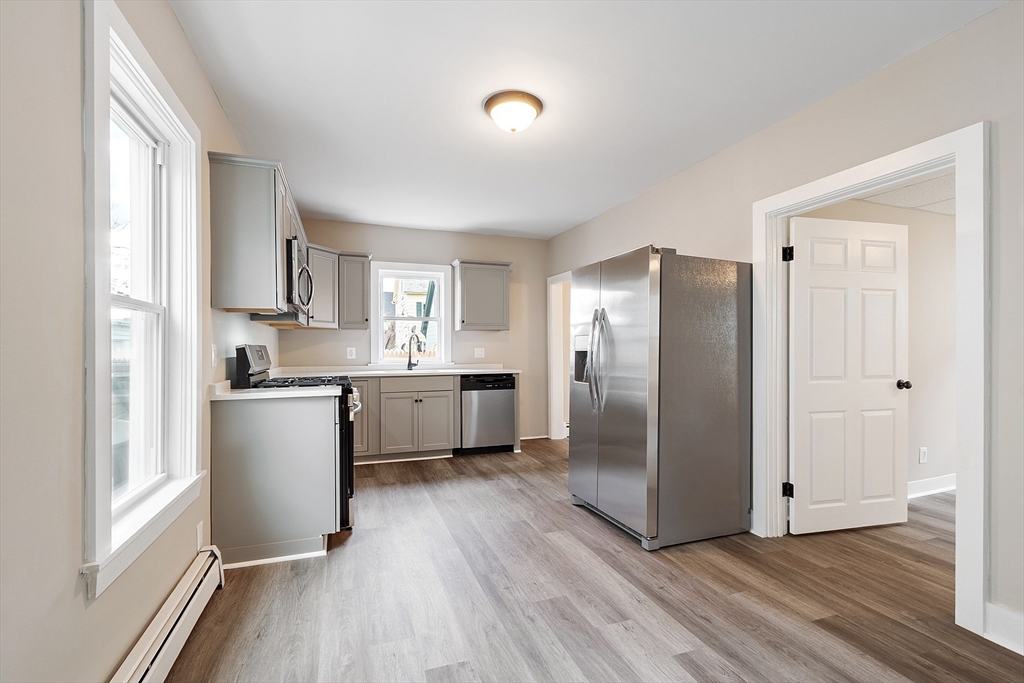 Lowell, Massachusetts 01850, United States, 4 Bedrooms Bedrooms, ,2 BathroomsBathrooms,Residential,Active,242723