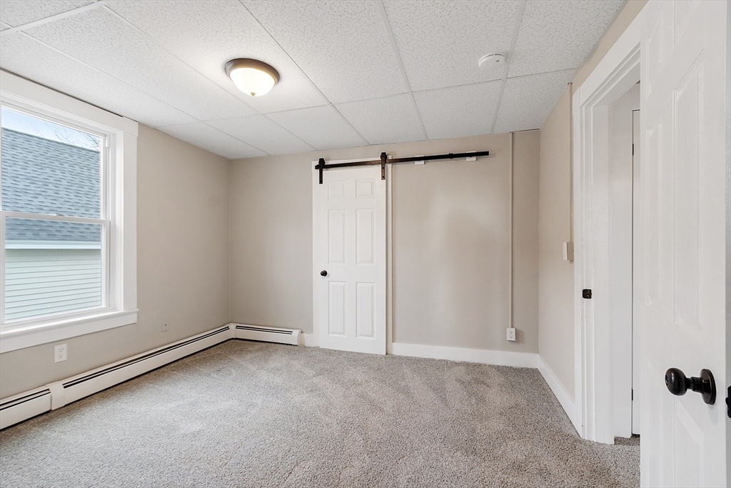 Lowell, Massachusetts 01850, United States, 4 Bedrooms Bedrooms, ,2 BathroomsBathrooms,Residential,Active,242723