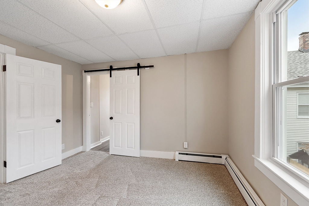 Lowell, Massachusetts 01850, United States, 4 Bedrooms Bedrooms, ,2 BathroomsBathrooms,Residential,Active,242723