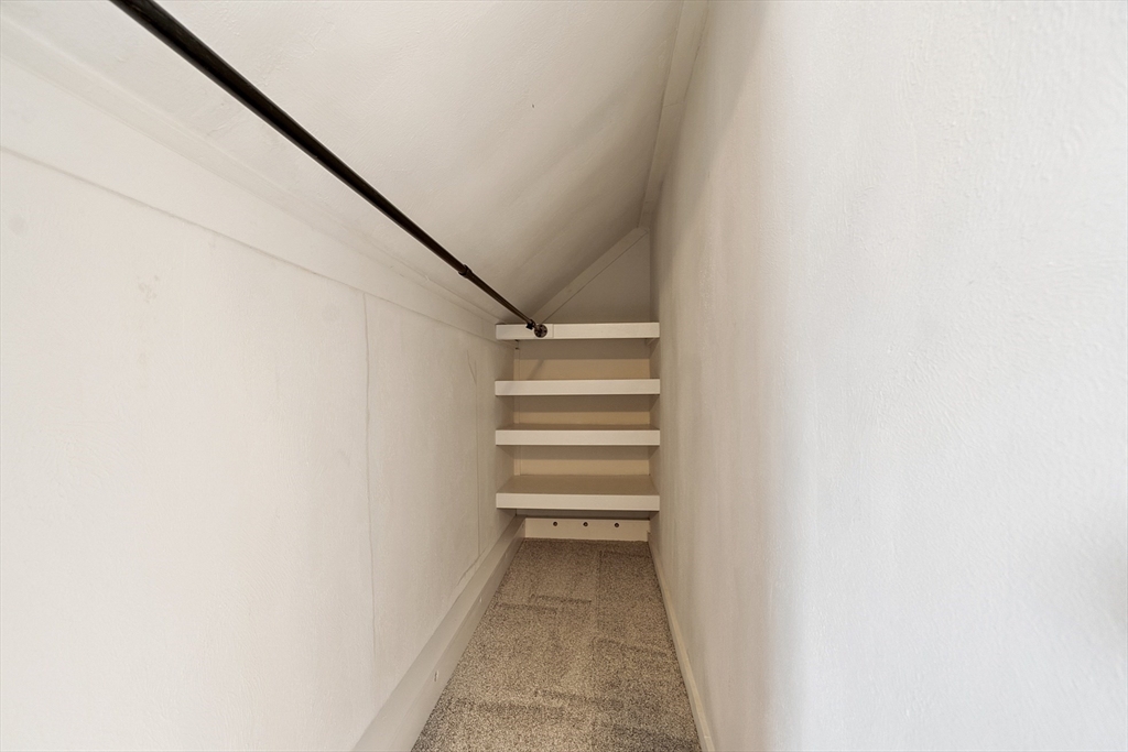 Lowell, Massachusetts 01850, United States, 4 Bedrooms Bedrooms, ,2 BathroomsBathrooms,Residential,Active,242723