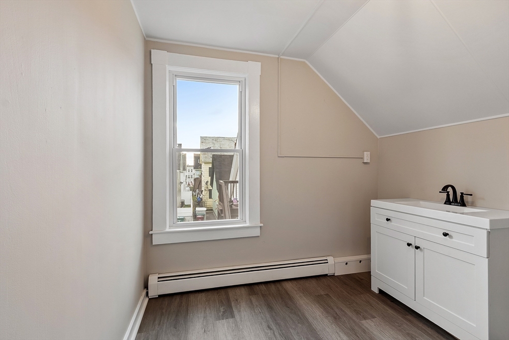 Lowell, Massachusetts 01850, United States, 4 Bedrooms Bedrooms, ,2 BathroomsBathrooms,Residential,Active,242723