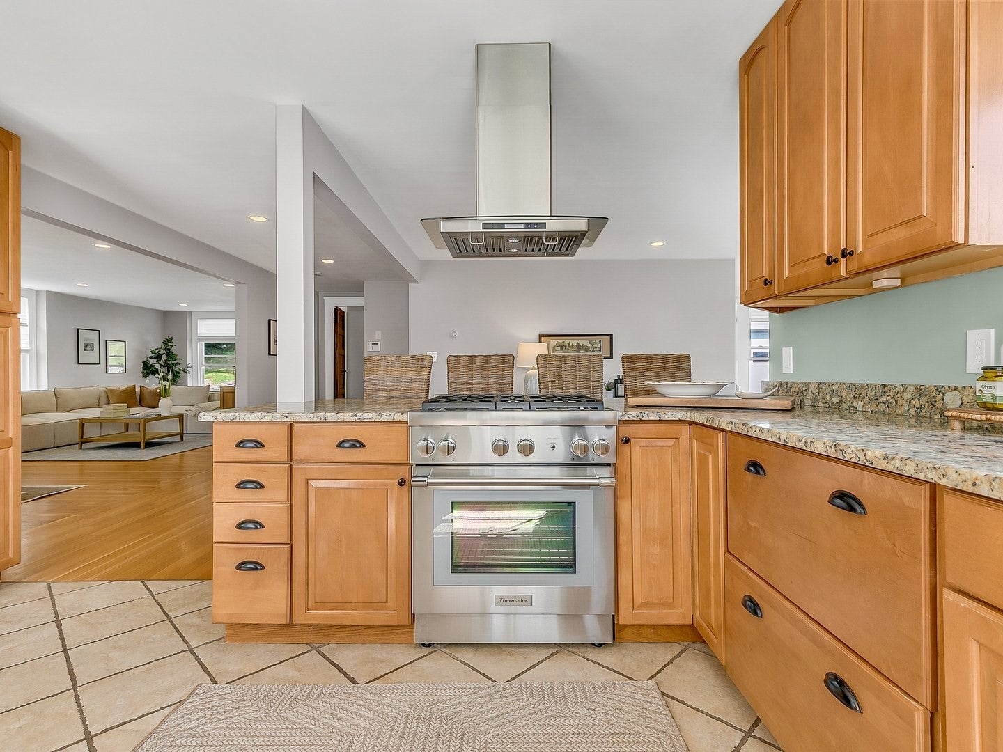 30 Hale St, Beverly, MA, 30 Hale St, Beverly, MA Photo #13