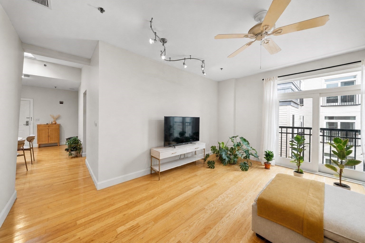 1723 Washington Street #505, Boston, MA Photo #4