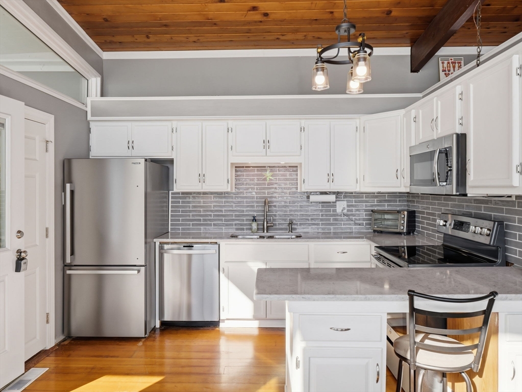 21 Spruce Drive