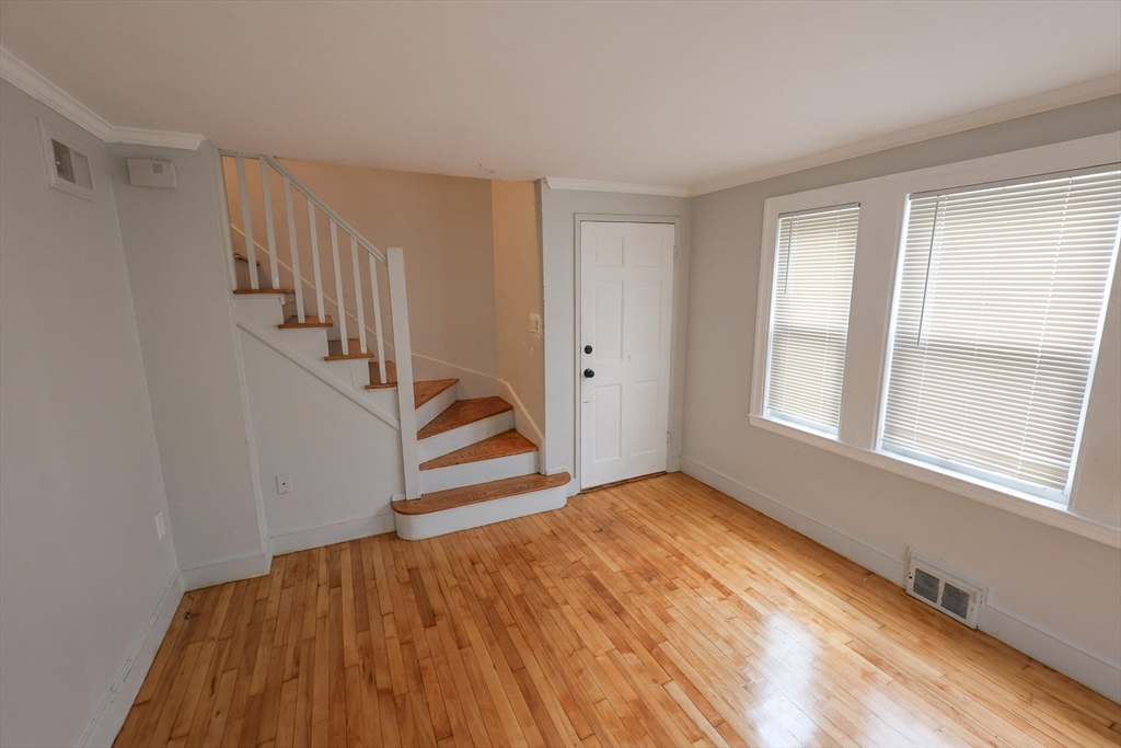 15 Ridgeview Avenue 2