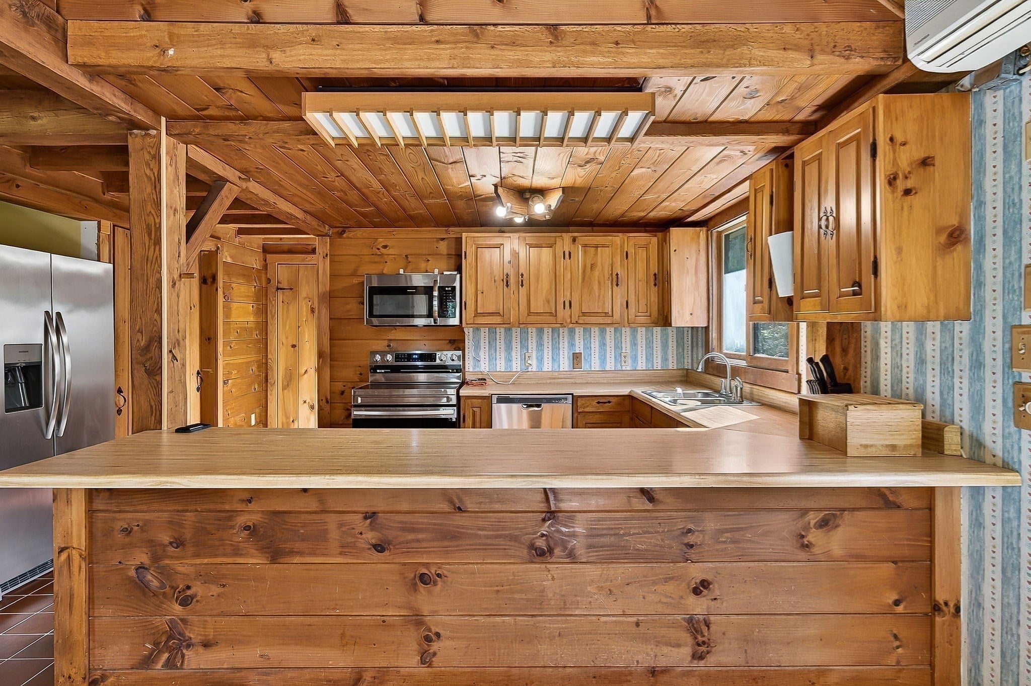 73 Hardwick Pond Rd, Ware, MA Photo #17