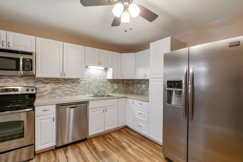 45 Macy St. B101 Amesbury MA 01913