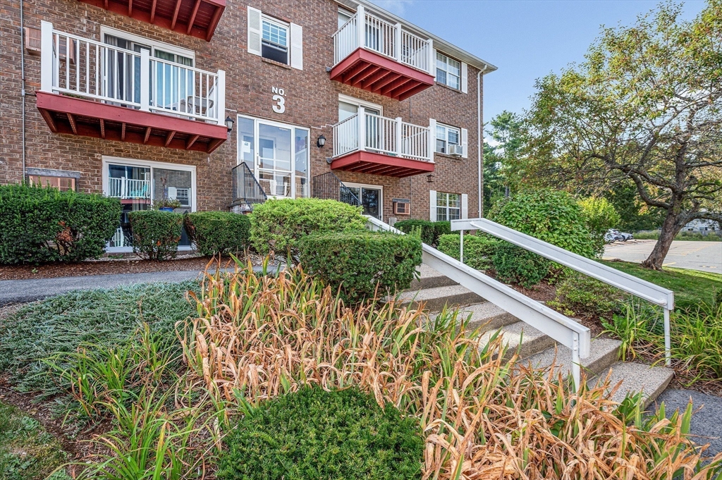 1 Brown Ave 3-80