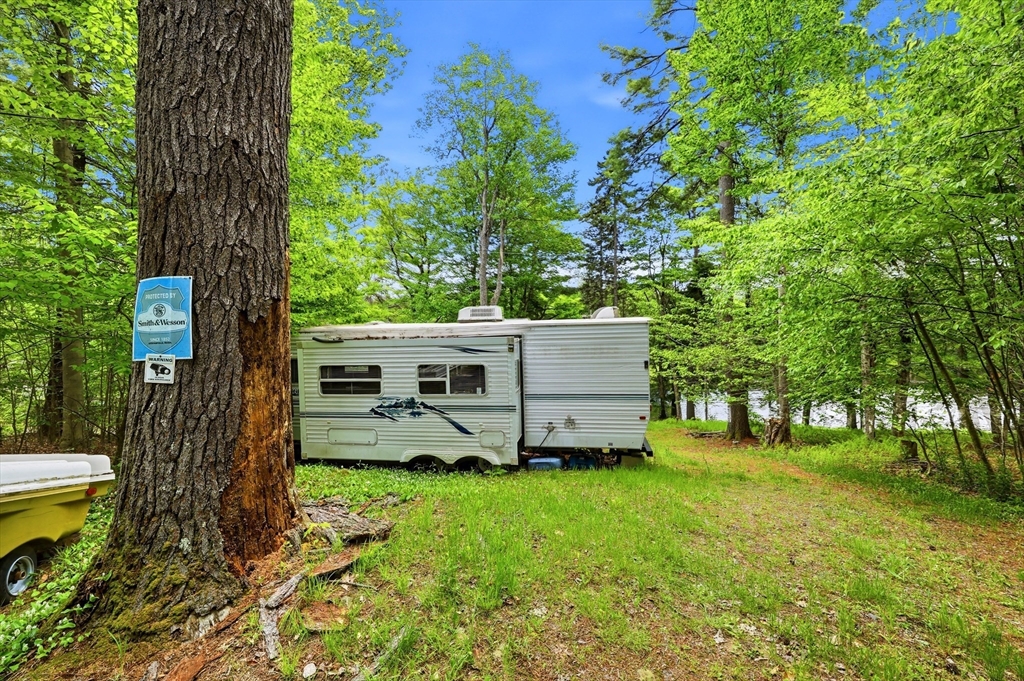 54 Papoose Lake Dr